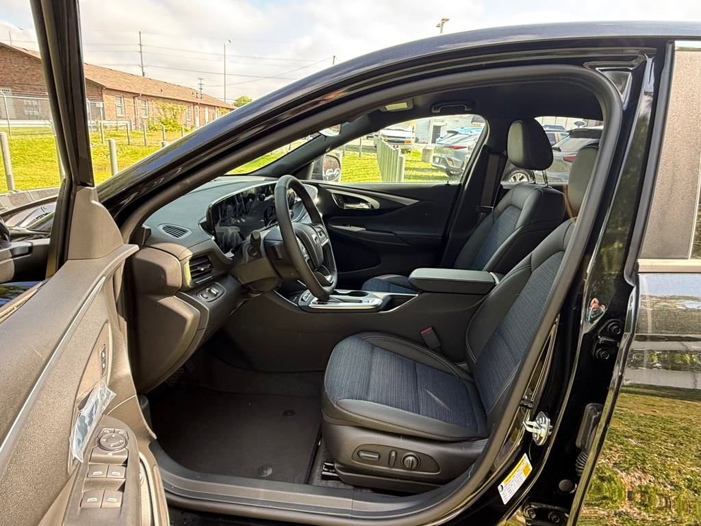 New 2025 Buick Envista Preferred w/ Convenience I Package image 17