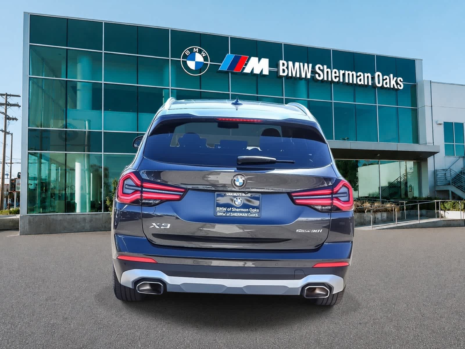 Used 2023 BMW X3 sDrive30i w/ Premium Package RWD image 5