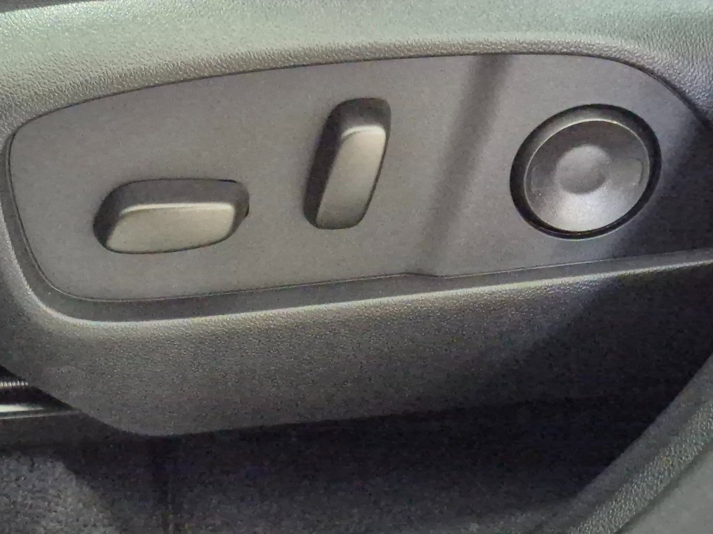 New 2026 Chevrolet Equinox LT w/ Convenience Package II image 15