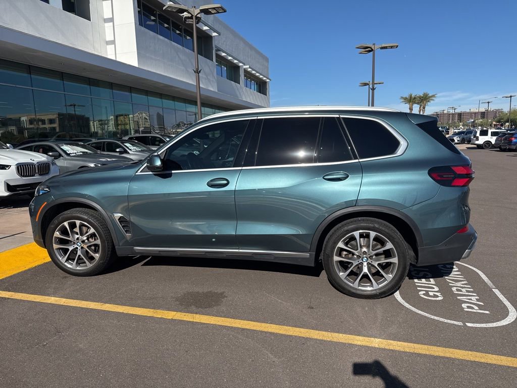 Certified 2024 BMW X5 sDrive40i w/ Premium Package image 6