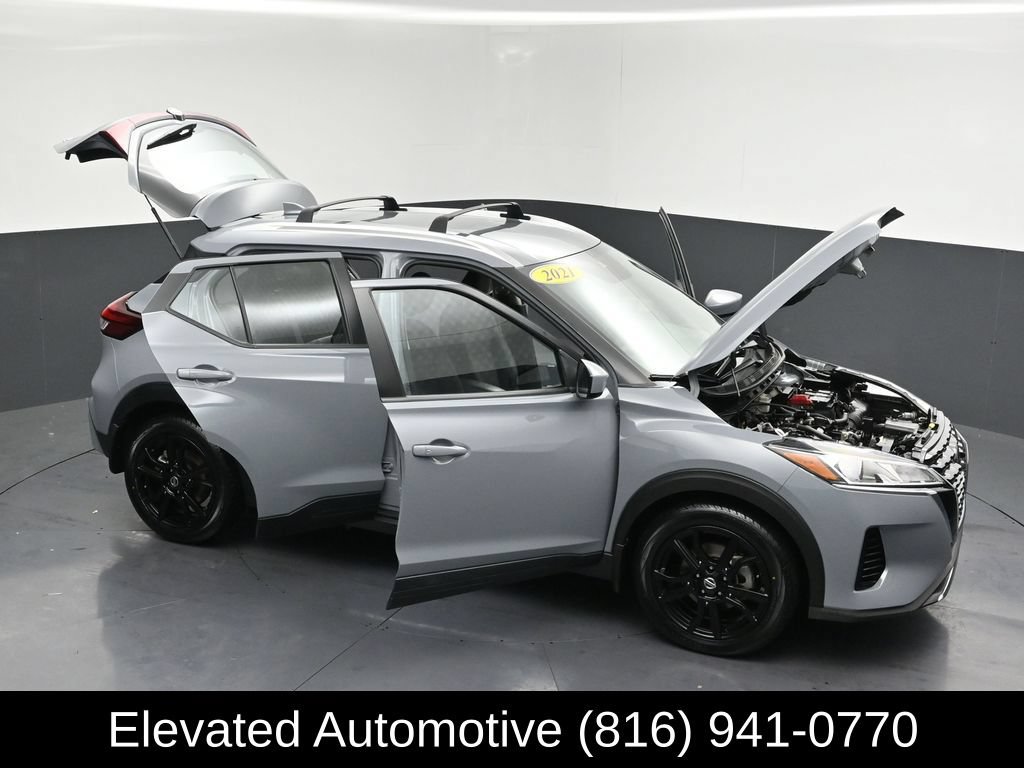 Used 2021 Nissan Kicks SV w/ Interior Electronics Package FWD image 28