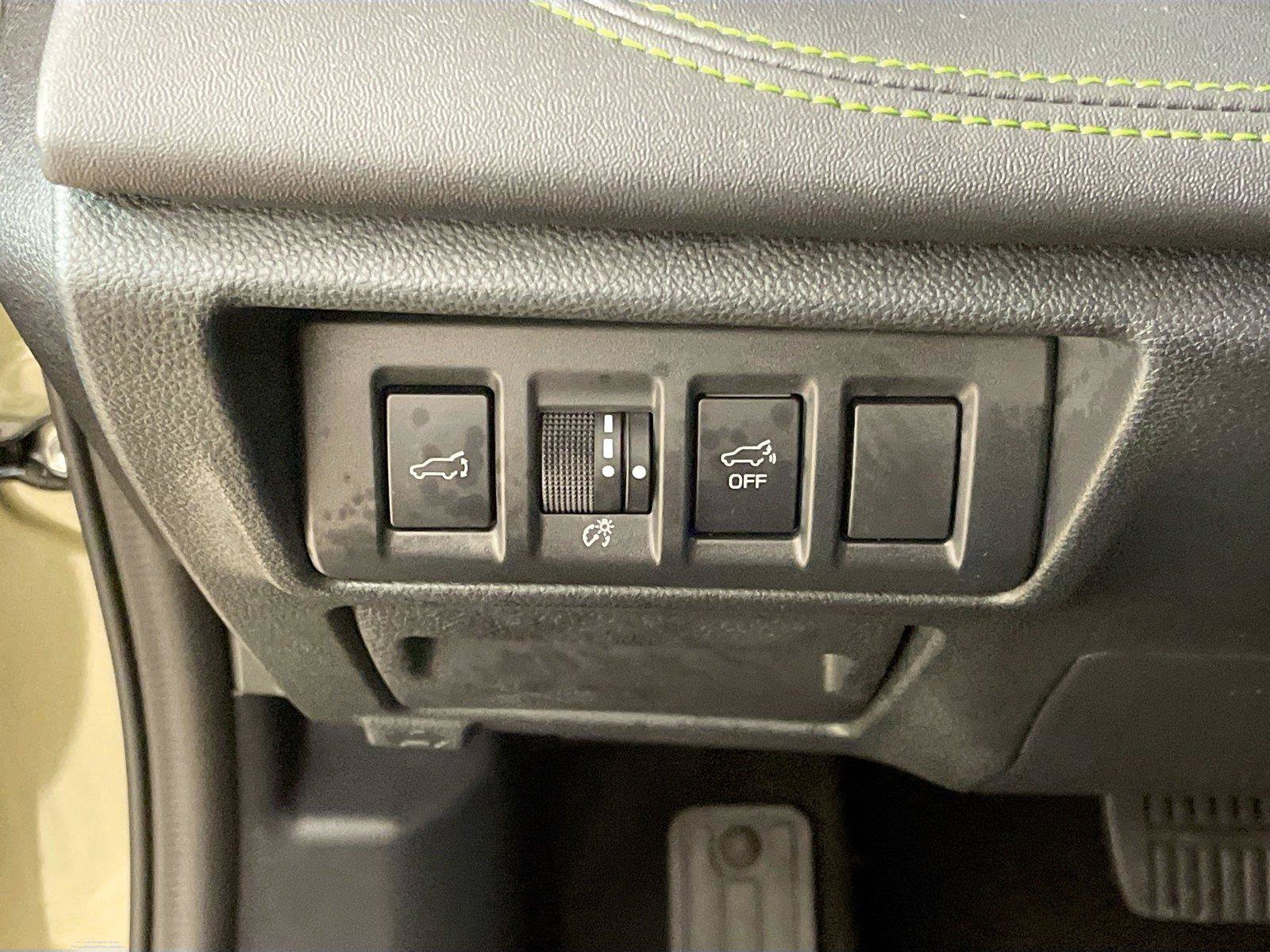 Used 2025 Subaru Outback Onyx Edition AWD/4WD image 14