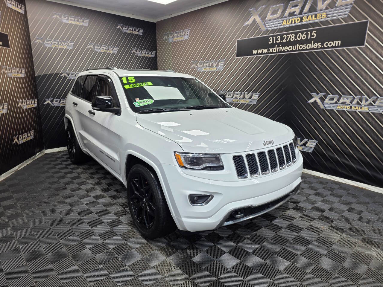 Used 2015 Jeep Grand Cherokee Overland w/ Advanced Technology Group image 6