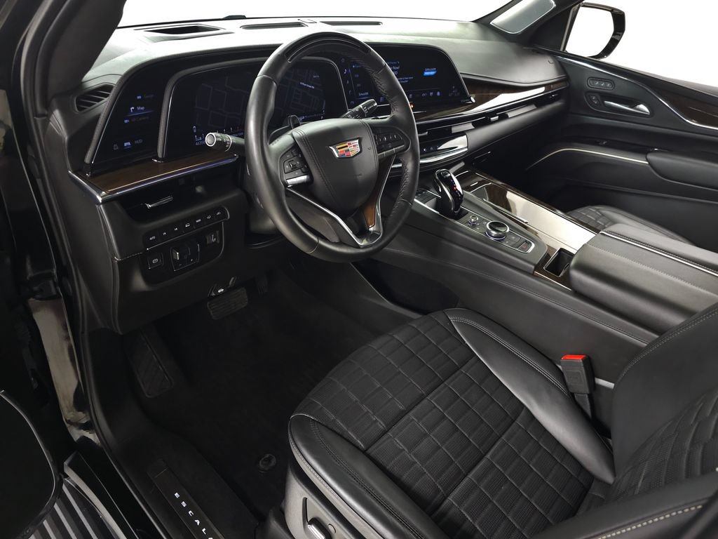 Certified 2024 Cadillac Escalade Sport Platinum w/ LPO, ONYX Package AWD/4WD image 16