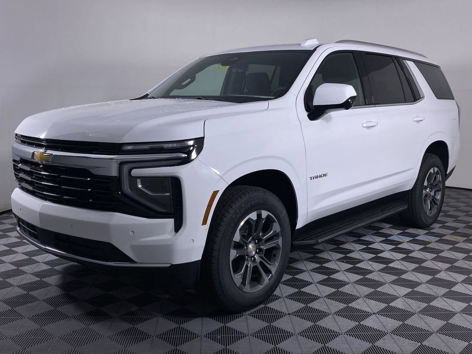 New 2025 Chevrolet Tahoe LS AWD/4WD image 17