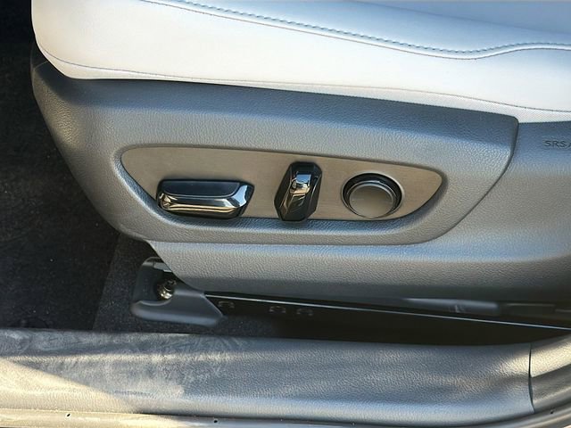 New 2025 Lexus UX 300h FWD image 23