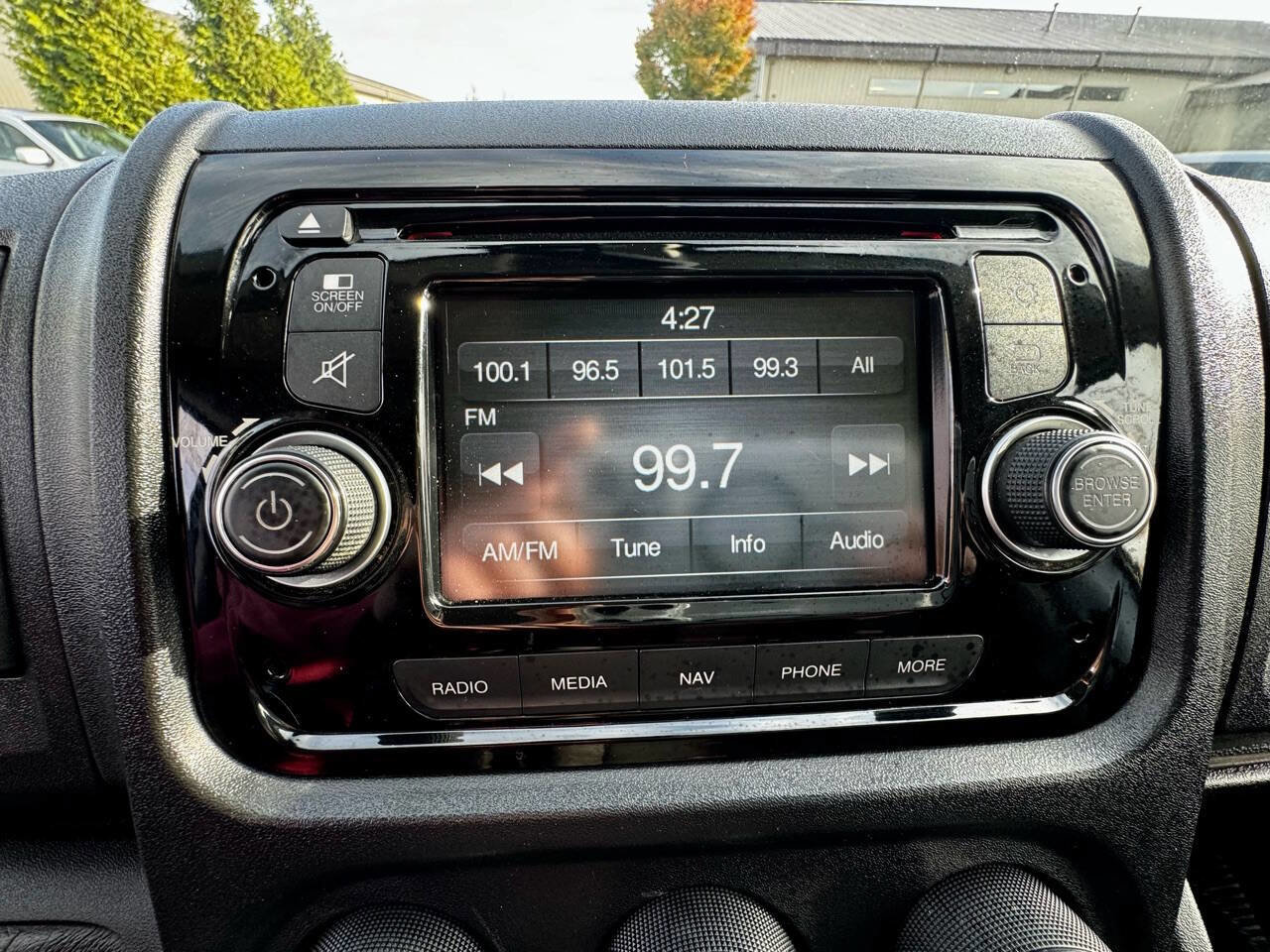 Used 2015 RAM ProMaster 2500 w/ Interior Convenience Group image 18