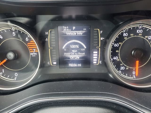 Used 2019 Jeep Cherokee Latitude w/ Popular Appearance Group image 24