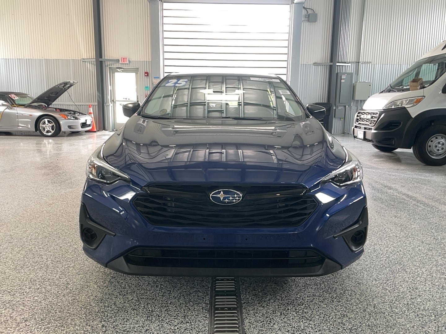 Used 2025 Subaru Impreza 2.0i AWD/4WD image 2