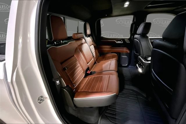 Certified 2024 GMC Sierra 1500 Denali Ultimate AWD/4WD image 17