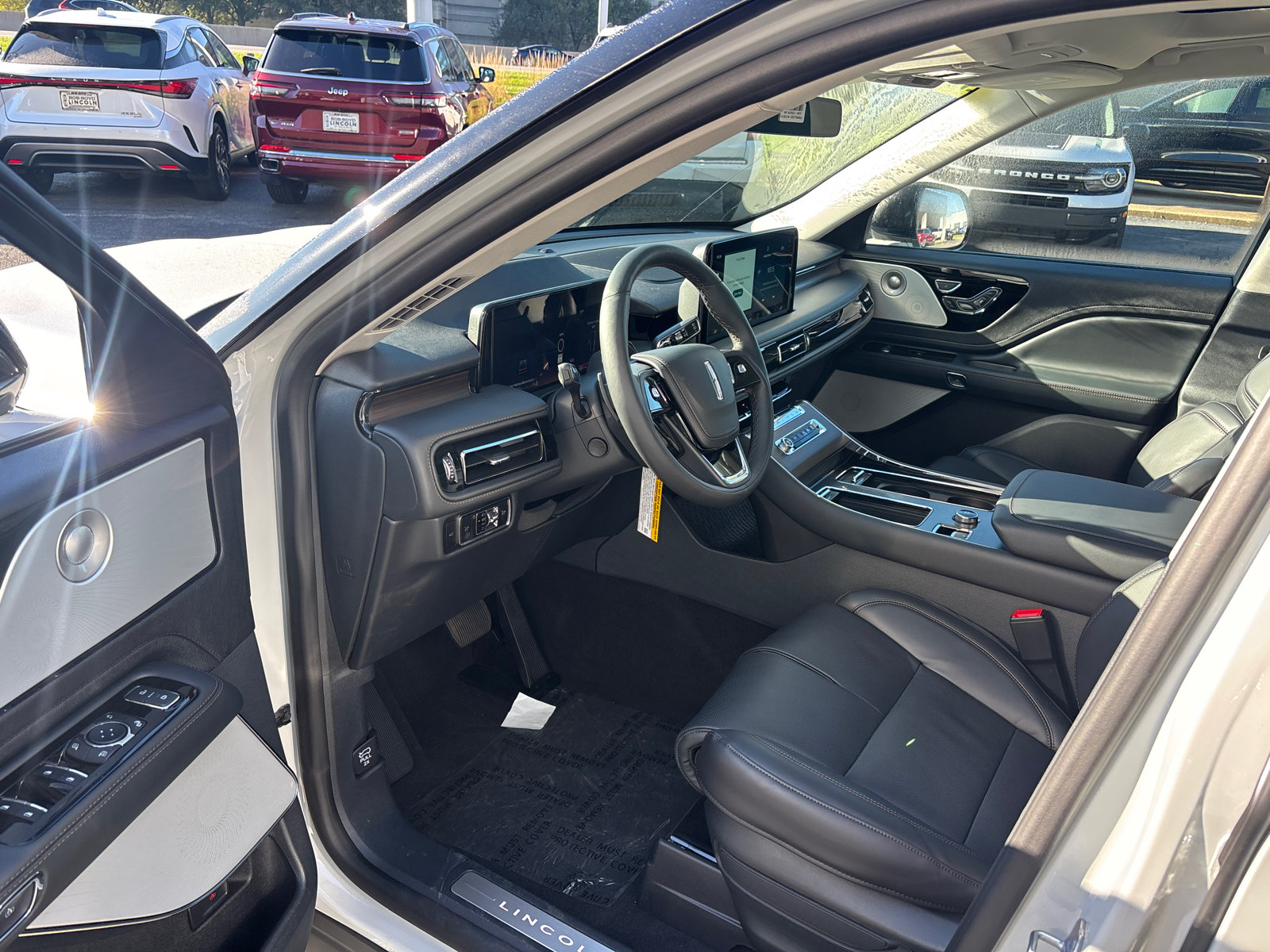 New 2027 Lincoln Aviator Reserve AWD/4WD image 22
