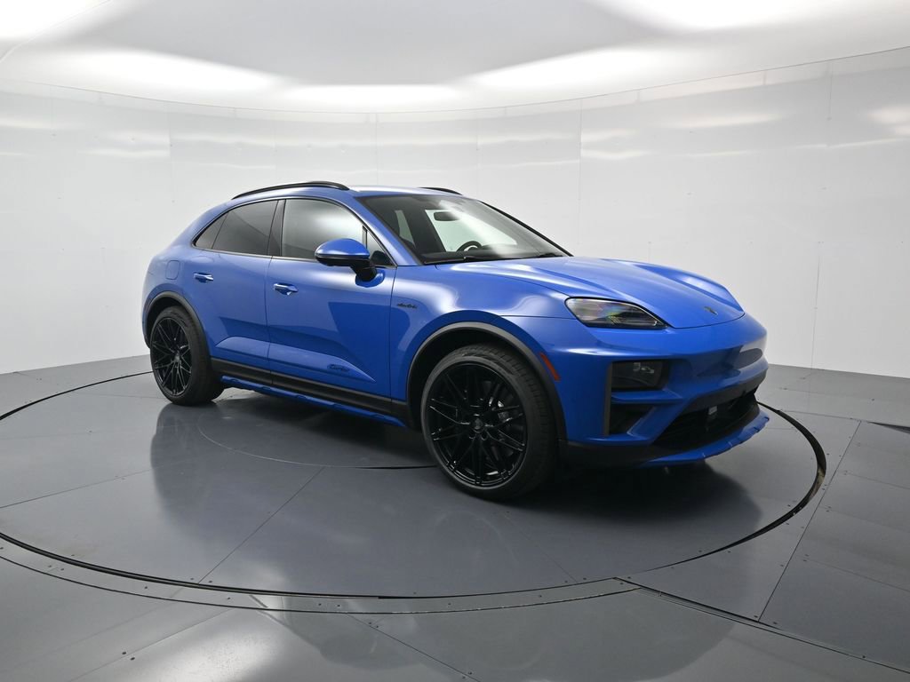New 2026 Porsche Macan Turbo Electric image 32