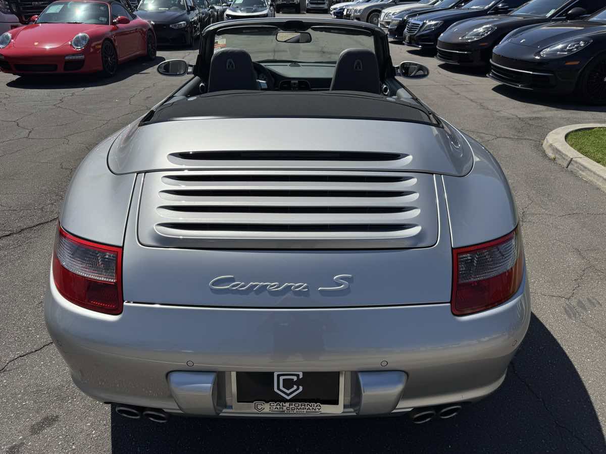 Used 2006 Porsche 911 Carrera S image 8