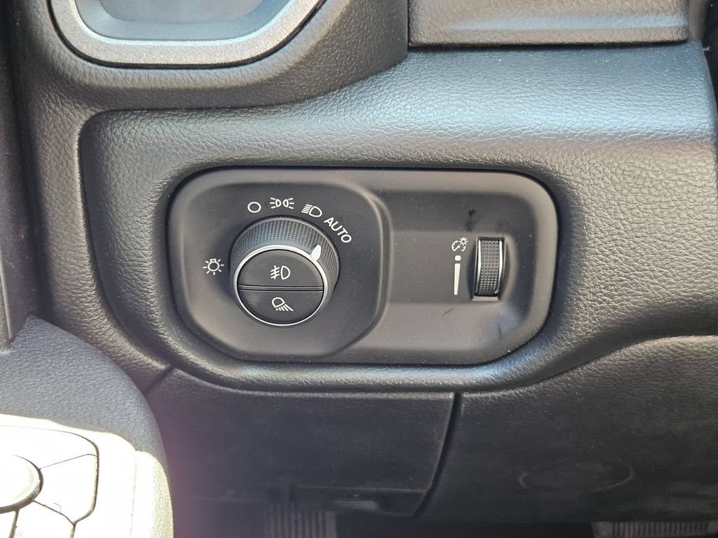 New 2026 RAM 2500 Tradesman AWD/4WD image 18