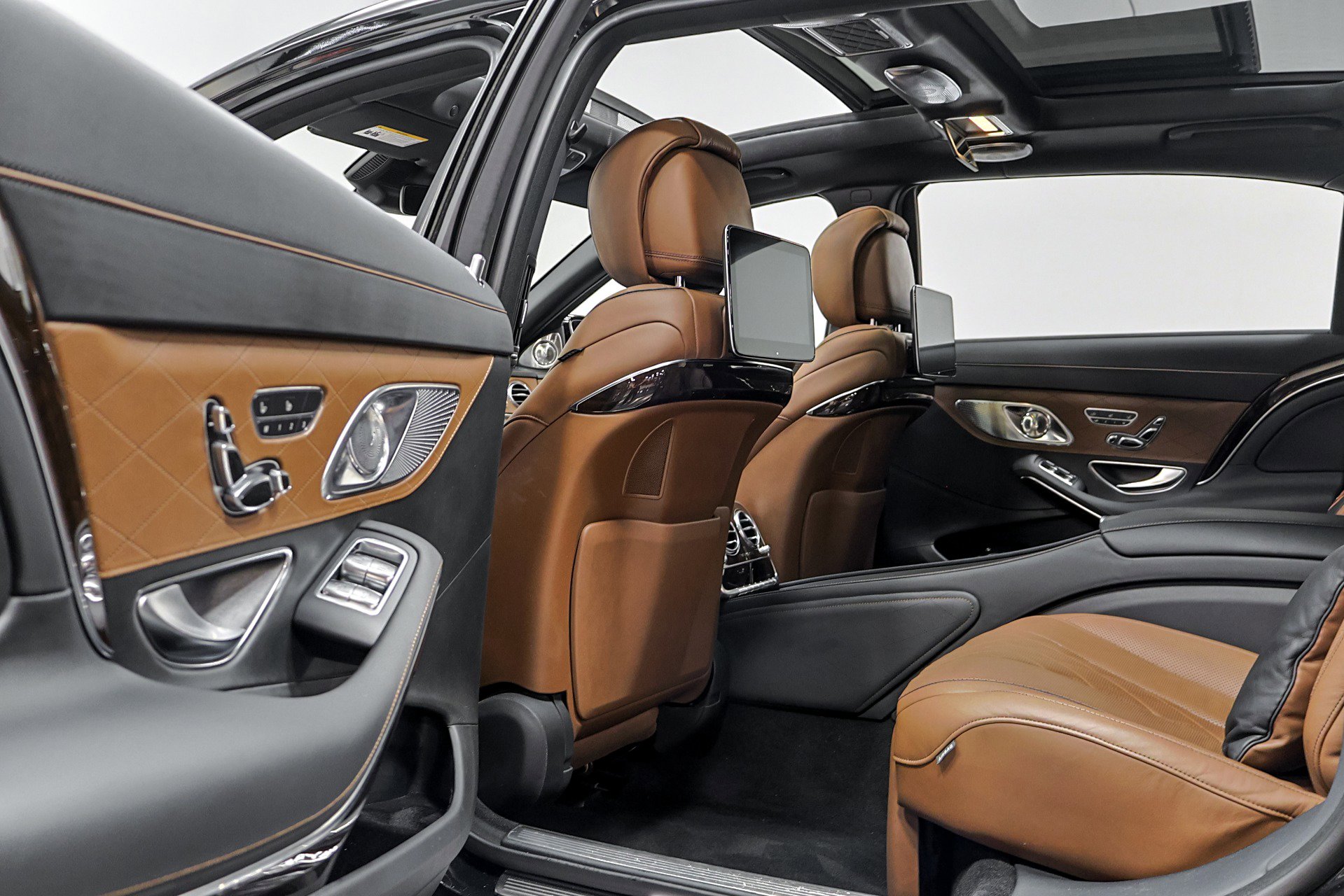 Used 2019 Mercedes-Benz Maybach S 560 4MATIC image 66