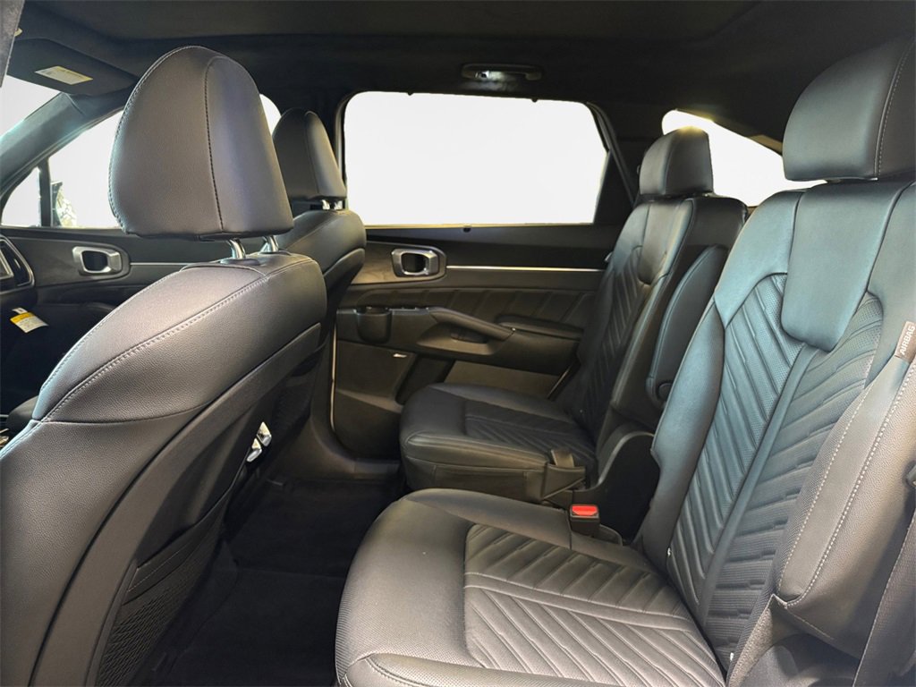 Certified 2024 Kia Sorento SX Prestige image 24