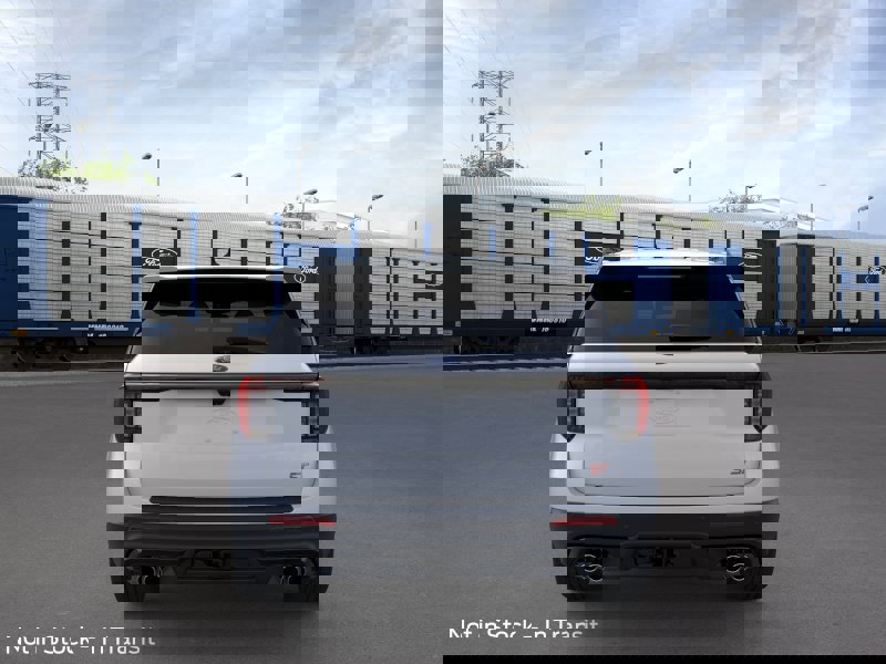 New 2026 Ford Explorer ST image 5