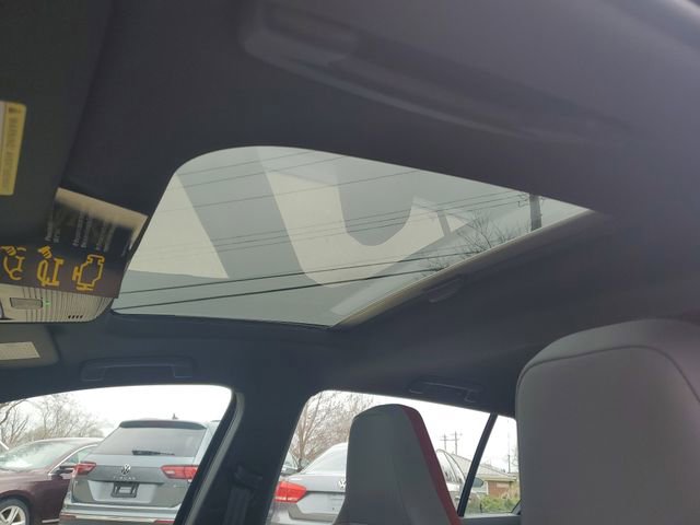 New 2026 Volkswagen GTI SE image 18