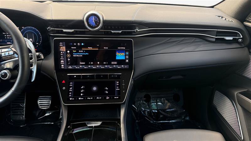 Used 2023 Maserati Grecale Modena AWD/4WD image 15