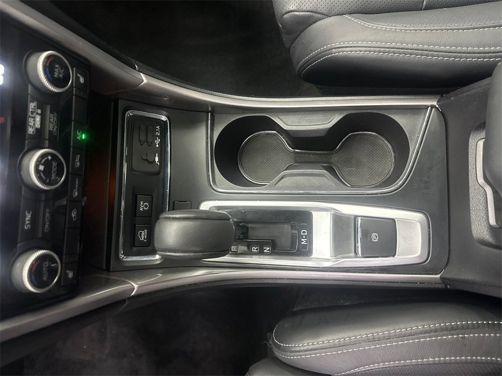 Used 2022 Subaru Ascent Limited w/ Technology Package image 35