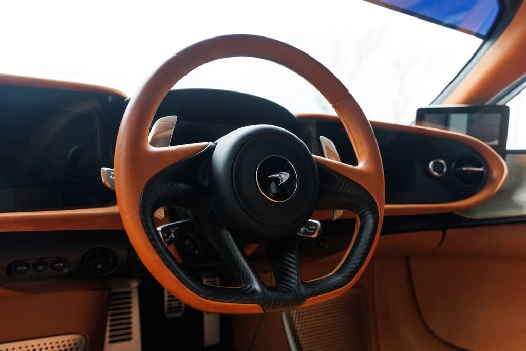 Used 2020 McLaren Speedtail RWD image 39