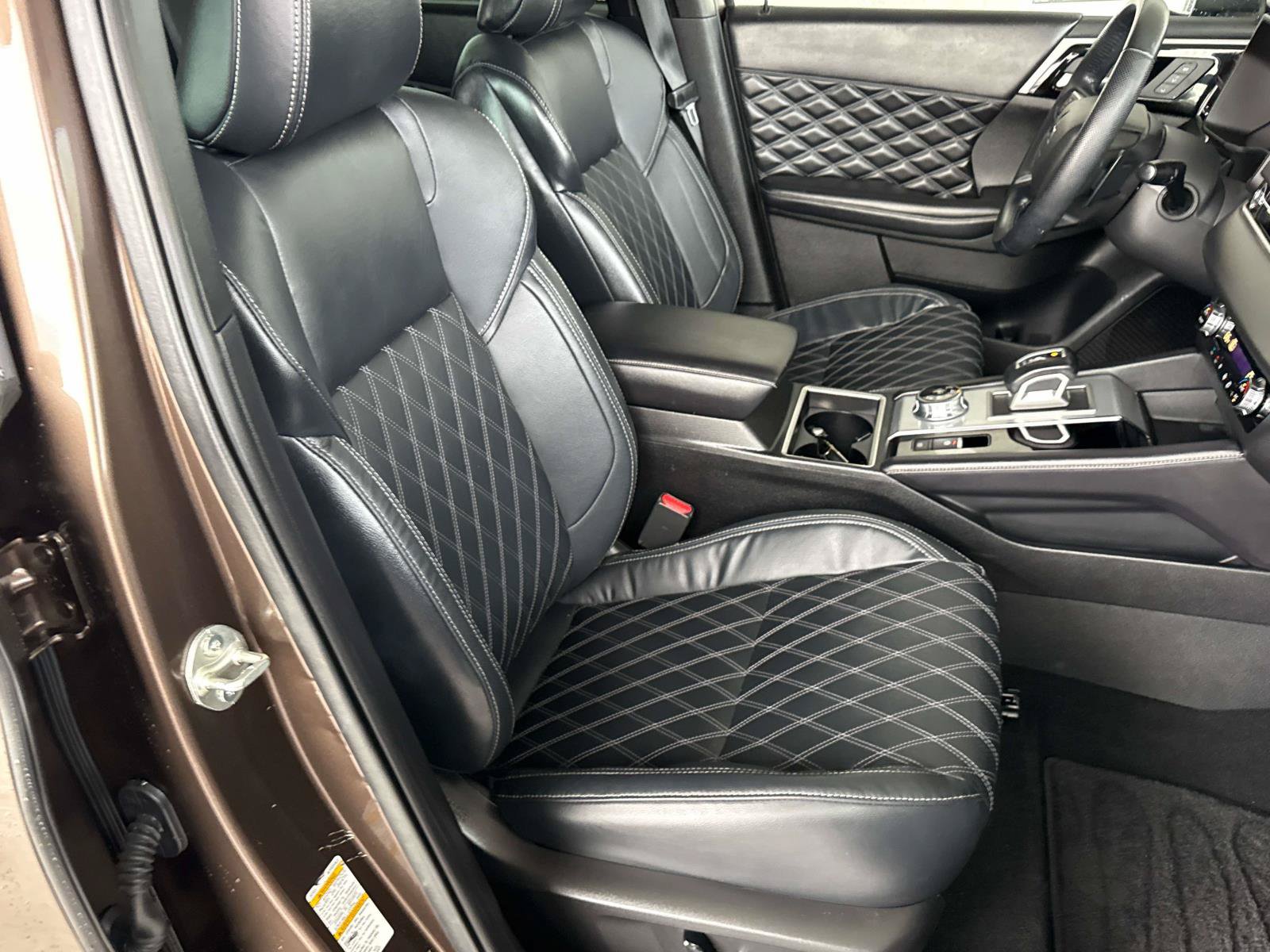 Used 2022 Mitsubishi Outlander SEL FWD image 19