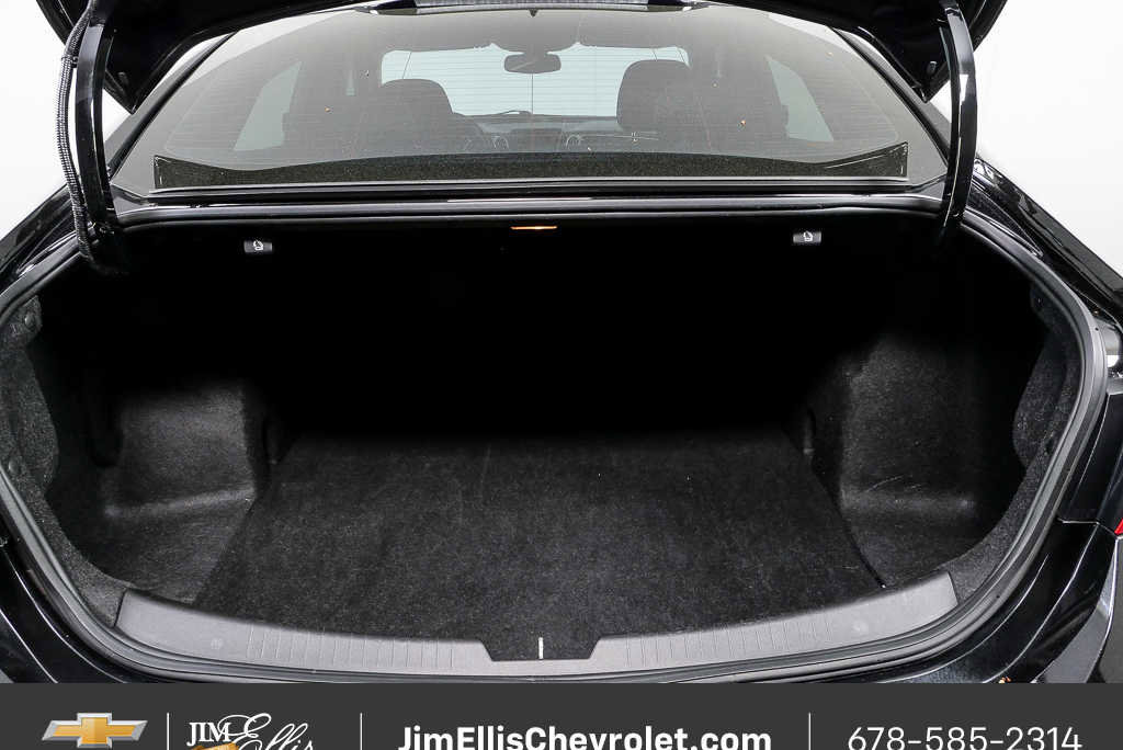 Used 2017 Chevrolet Malibu LT image 28