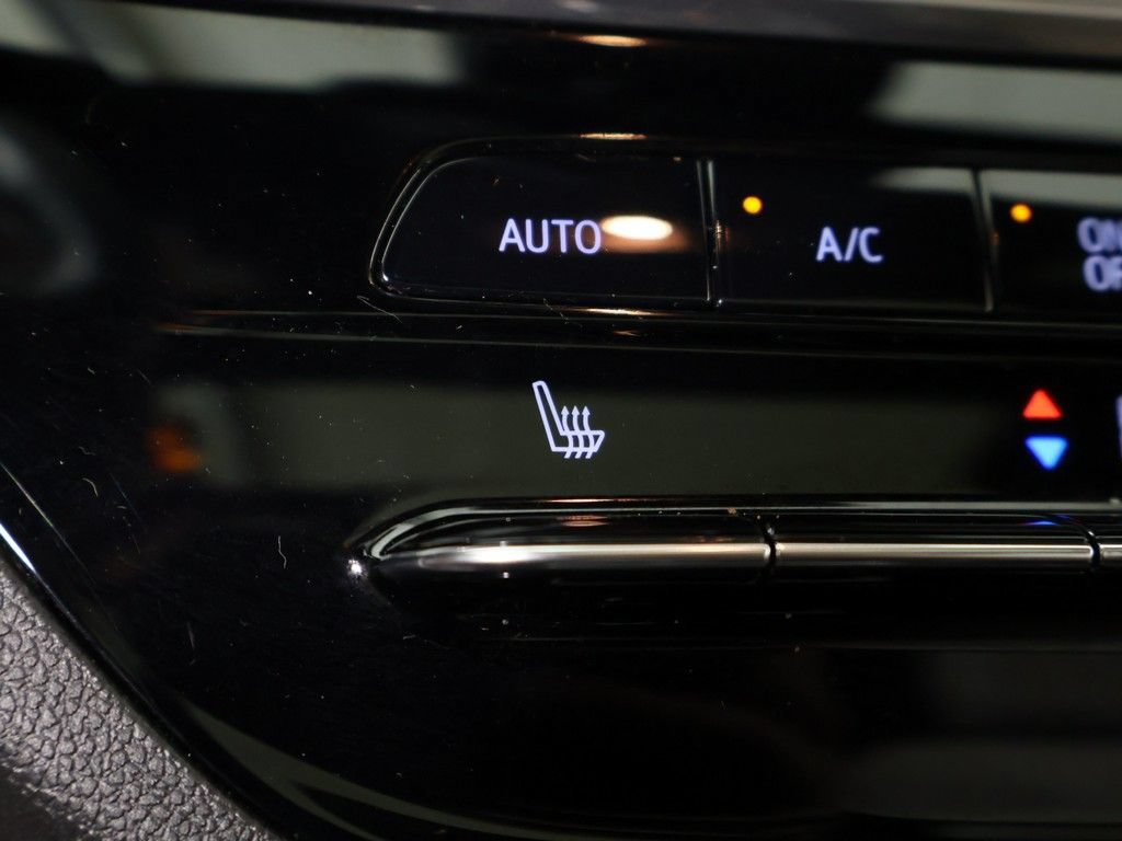 Used 2024 Buick Envista Avenir FWD image 48