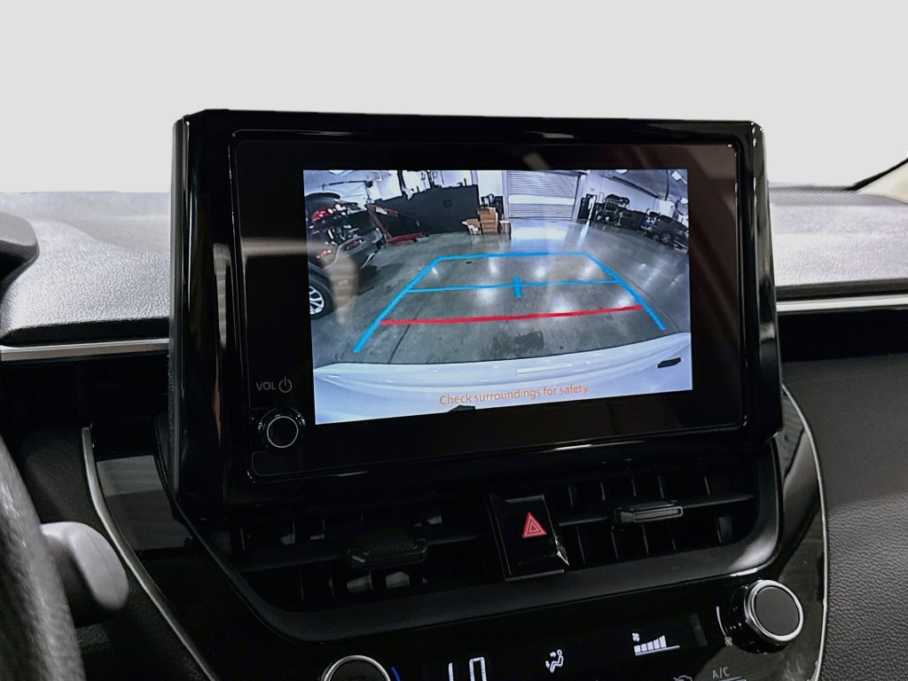 Used 2013 Toyota Corolla LE FWD image 25