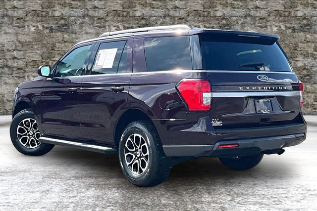 Used 2023 Ford Expedition XLT AWD/4WD image 4