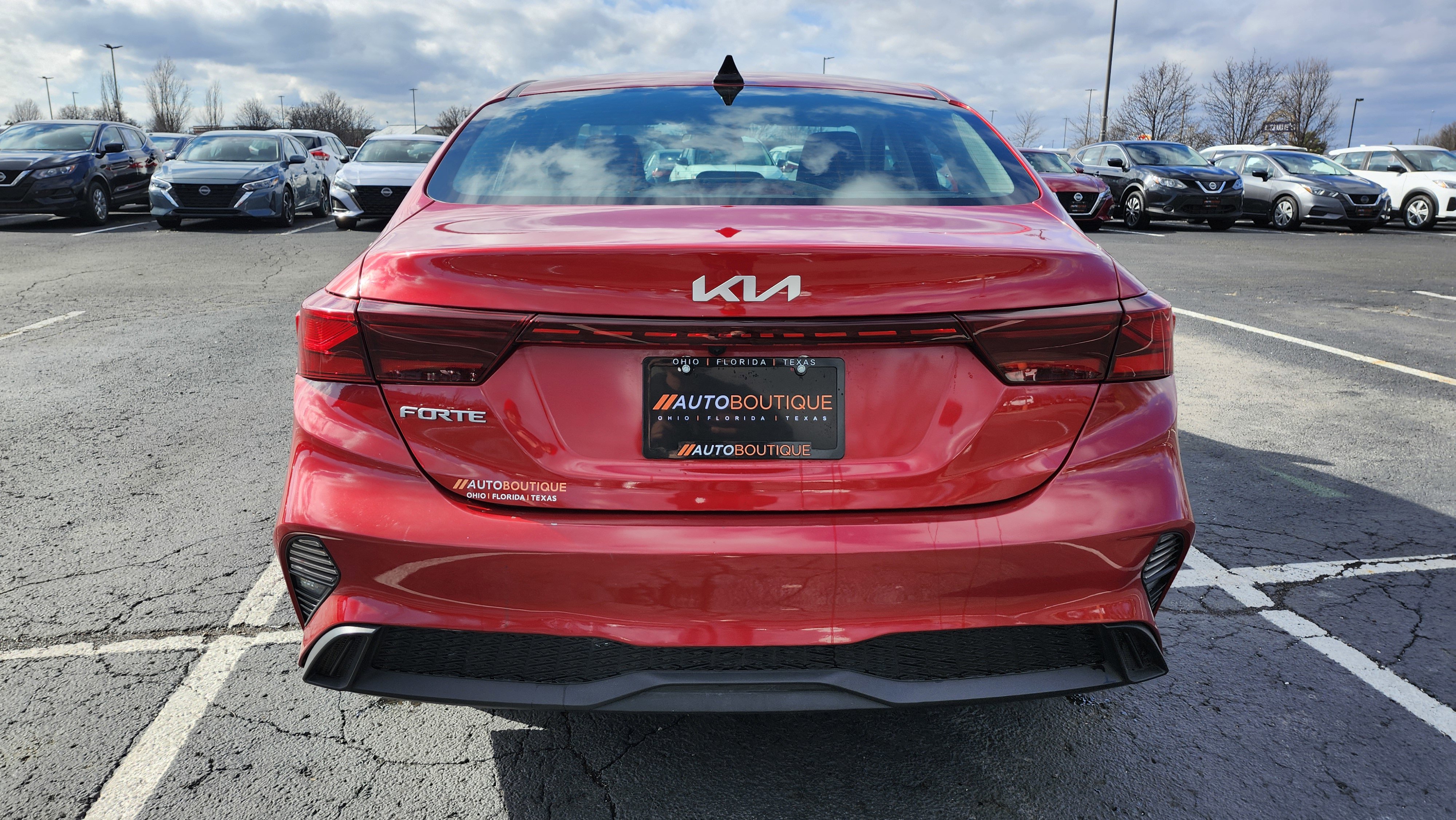 Used 2022 Kia Forte LXS w/ LXS Technology Package image 14