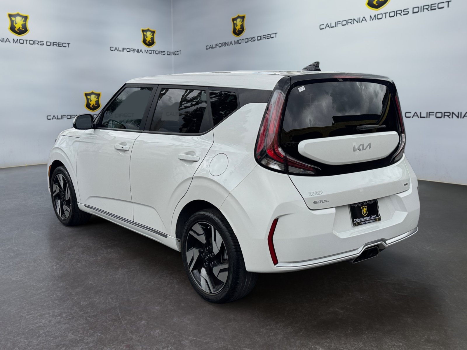 Used 2023 Kia Soul GT-Line FWD image 3
