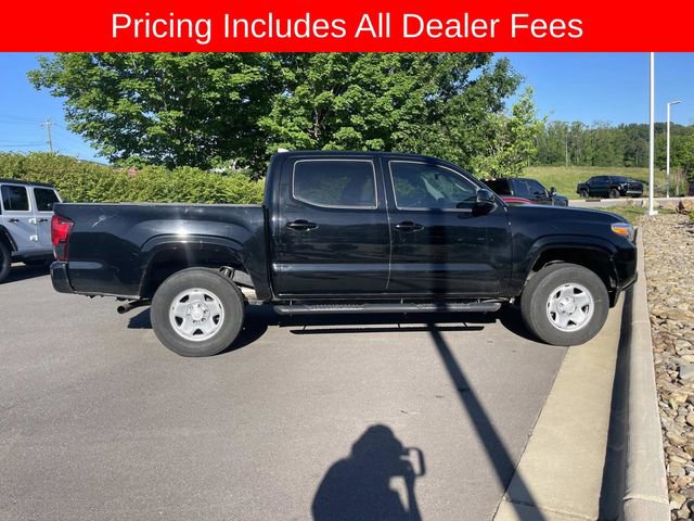 Used 2023 Toyota Tacoma SR AWD/4WD image 11