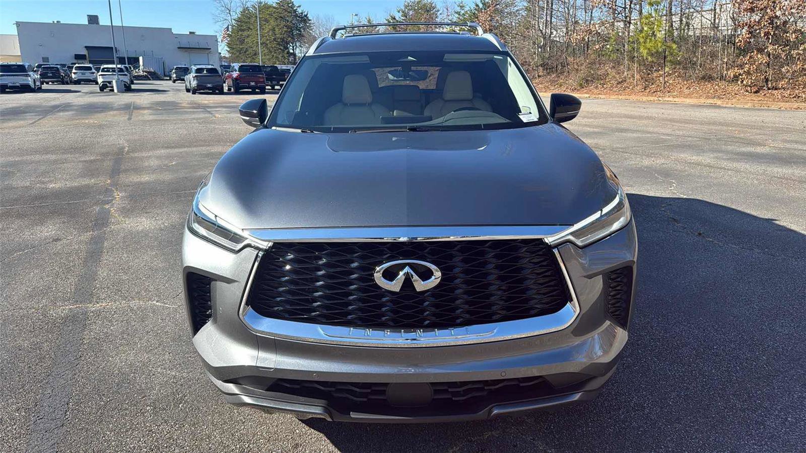 Used 2023 INFINITI QX60 Sensory w/ Cargo Package image 2