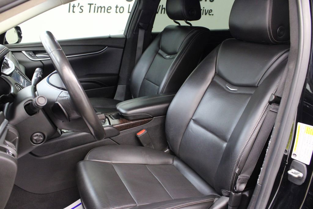 Used 2019 Cadillac XTS image 13