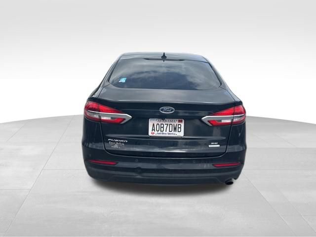 Used 2019 Ford Fusion SE FWD image 6