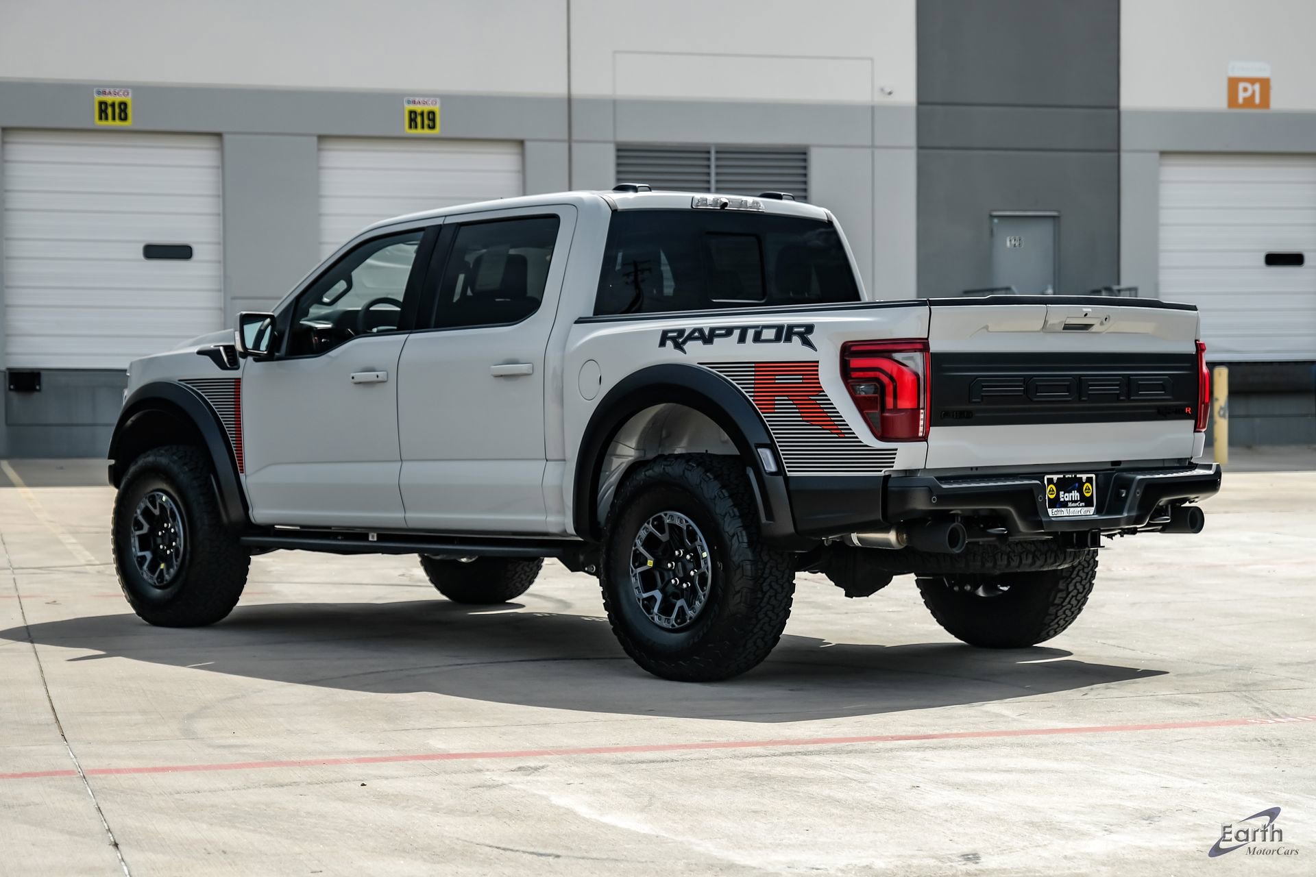 Used 2026 Ford F150 Raptor AWD/4WD image 10