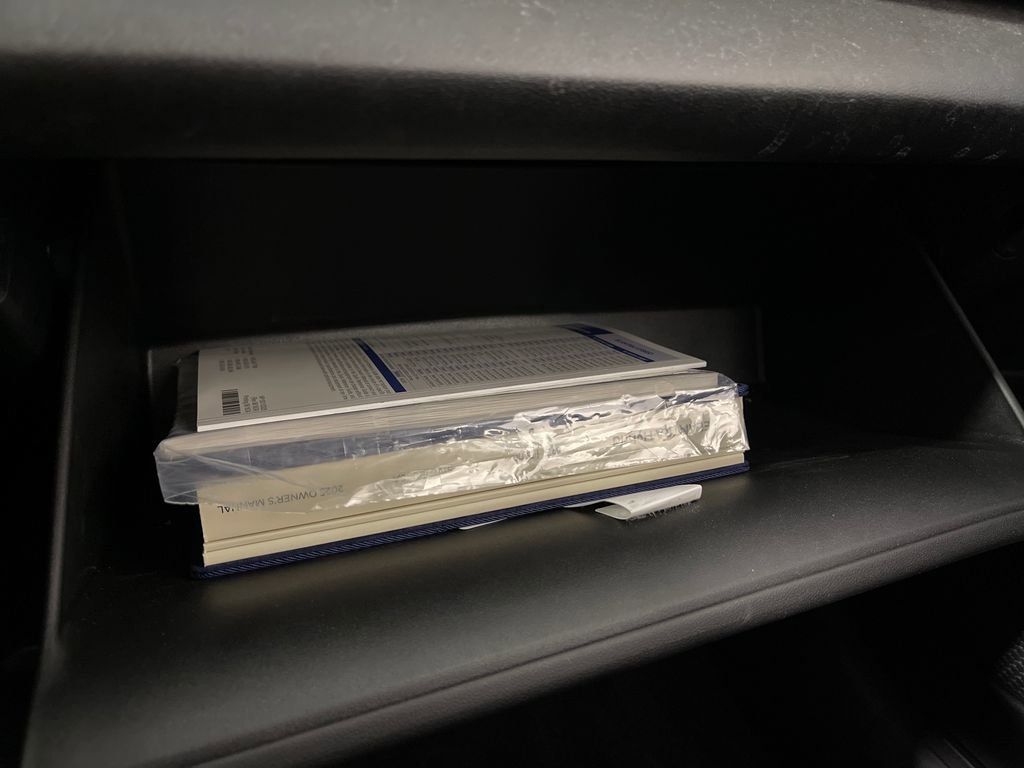 Certified 2025 Hyundai Elantra Blue FWD image 27