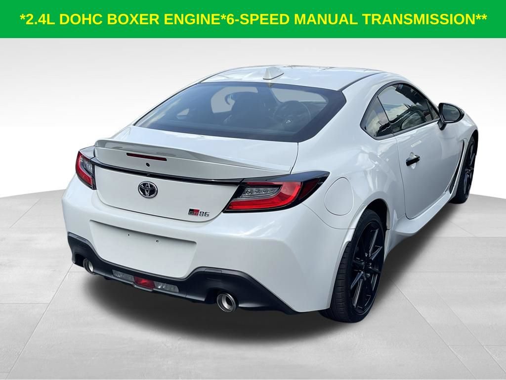 Used 2025 Toyota GR86 Premium w/ ALL Weather Mat Package (TMS) RWD image 5
