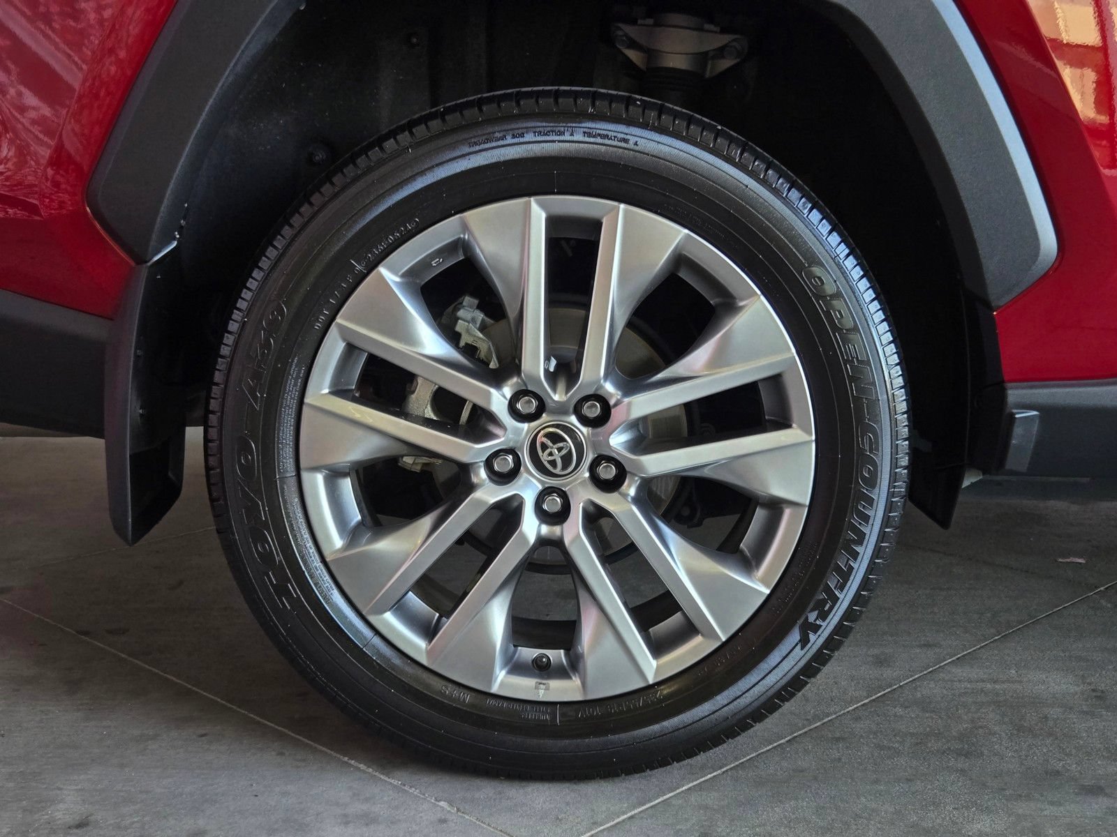 Used 2024 Toyota RAV4 XLE Premium AWD/4WD image 5