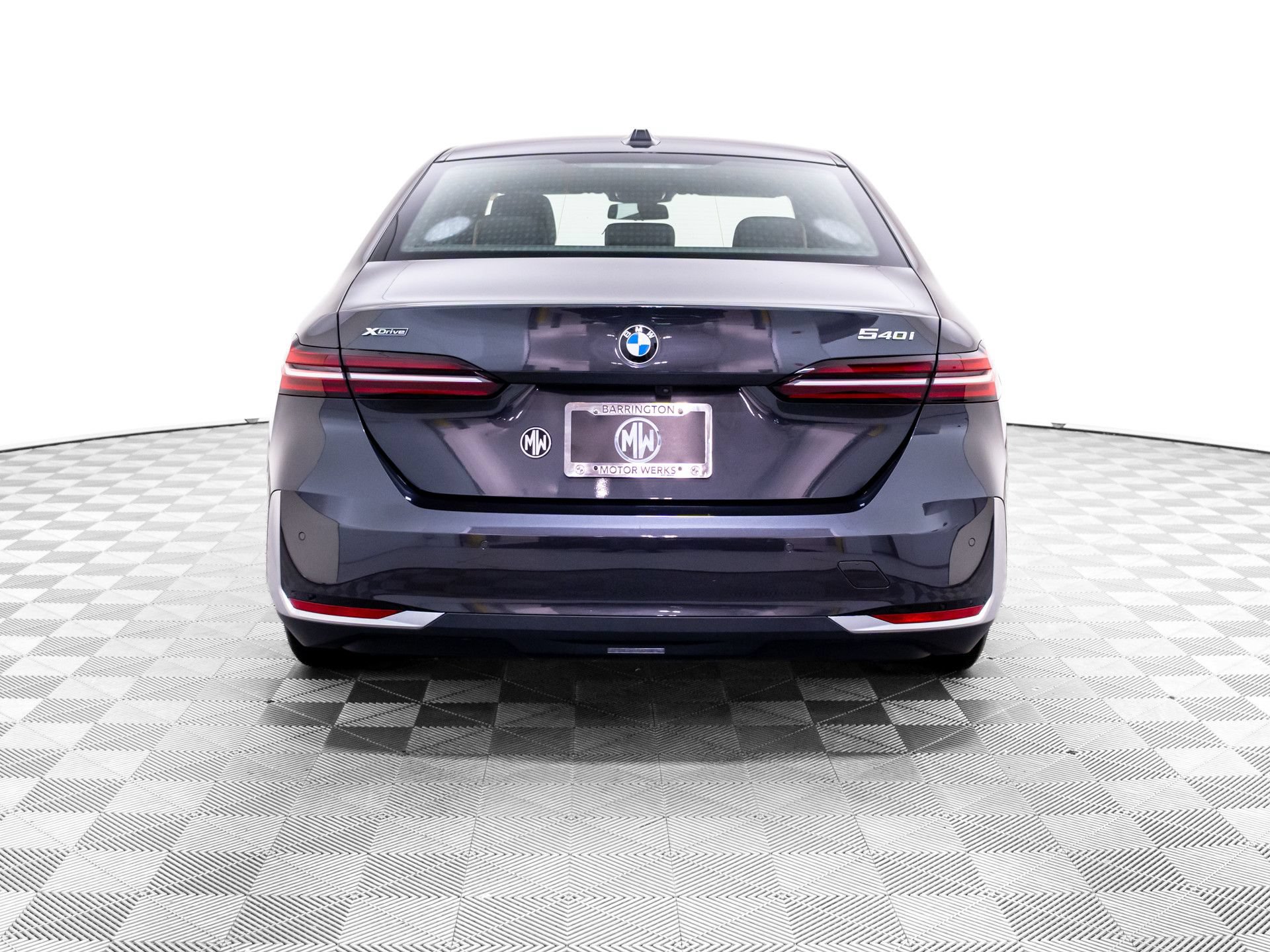 Certified 2024 BMW 540i xDrive w/ Premium Package AWD/4WD image 4