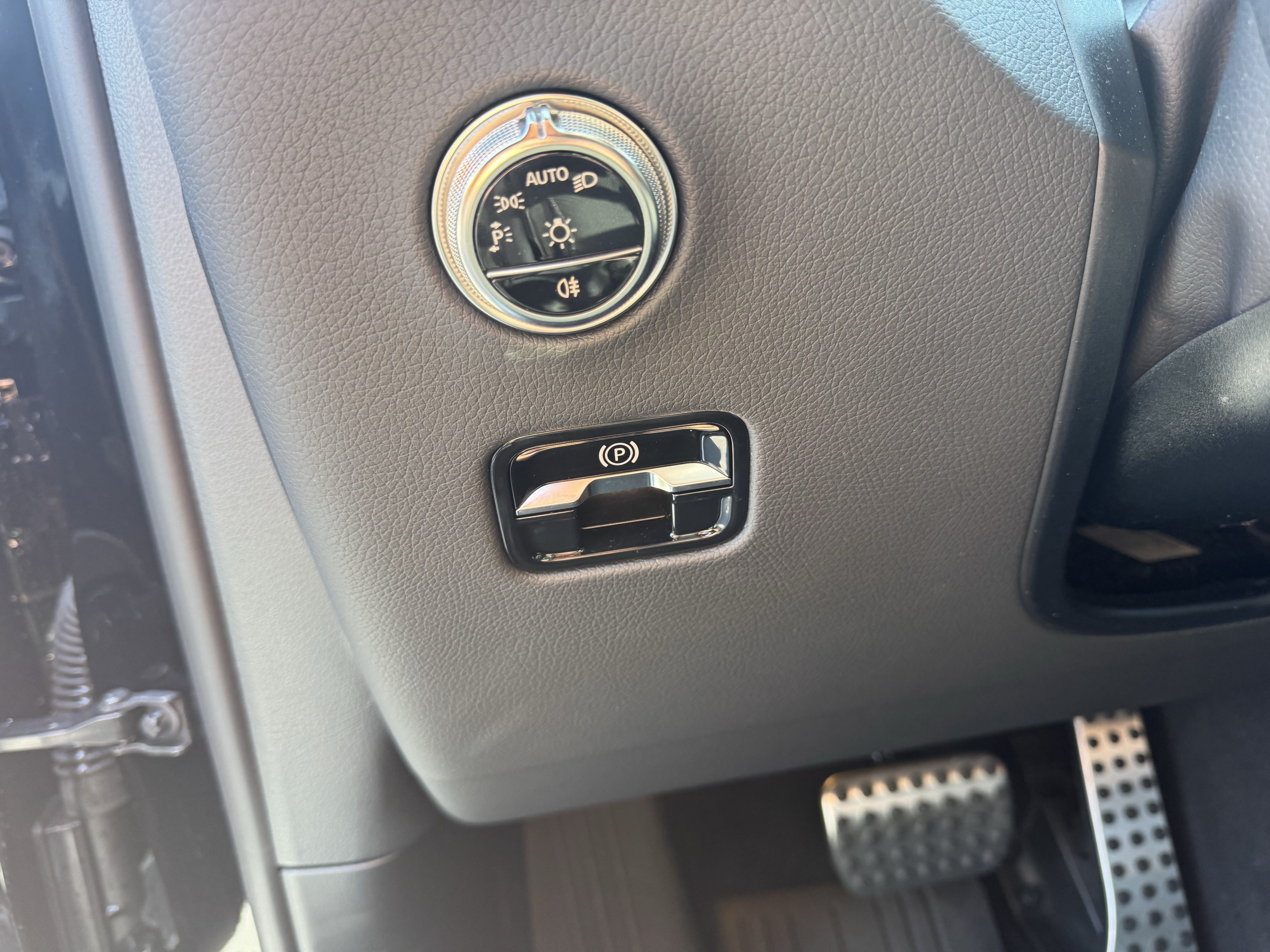Certified 2026 Mercedes-Benz GLC 350e 4MATIC image 14