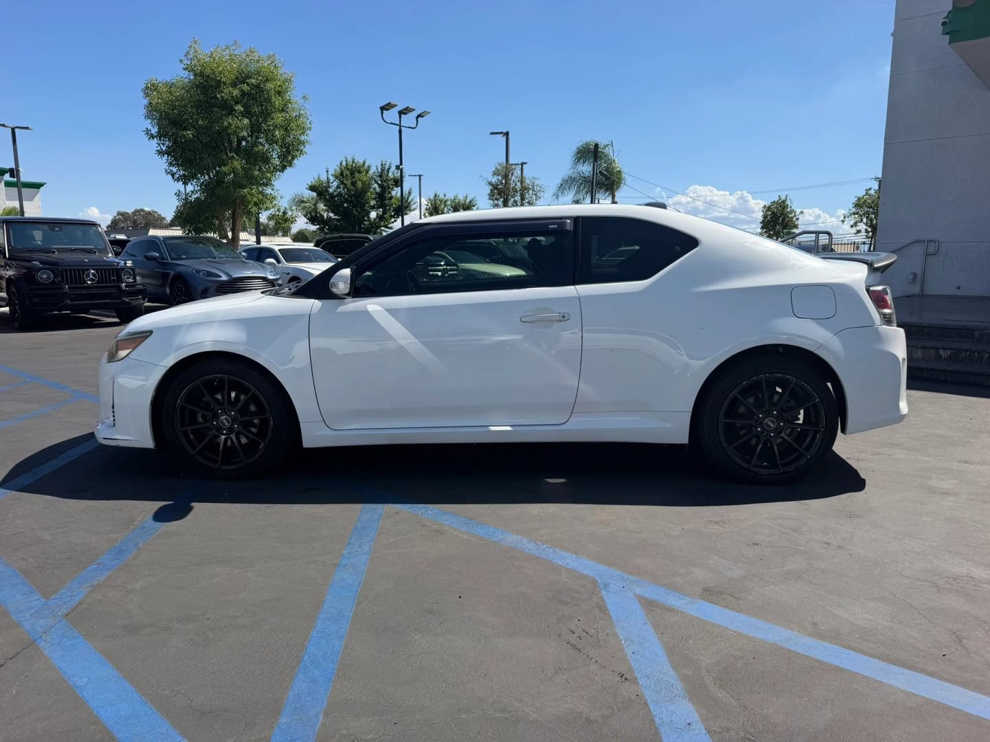 Used 2014 Scion tC FWD image 5
