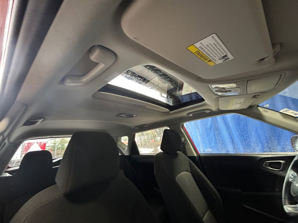 Used 2024 Kia Soul EX image 27