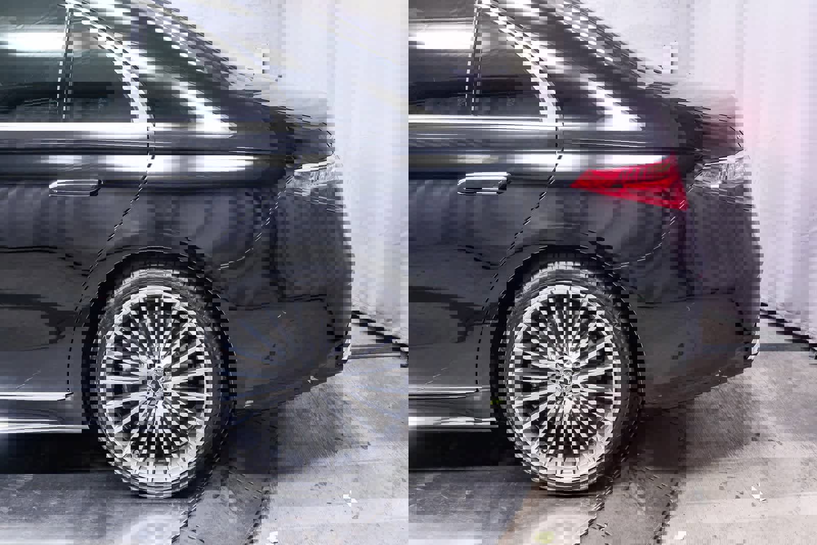 Used 2022 Mercedes-Benz S 500 4MATIC image 9