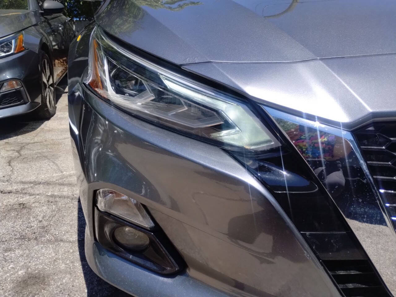 Used 2019 Nissan Altima 2.5 SL FWD image 11