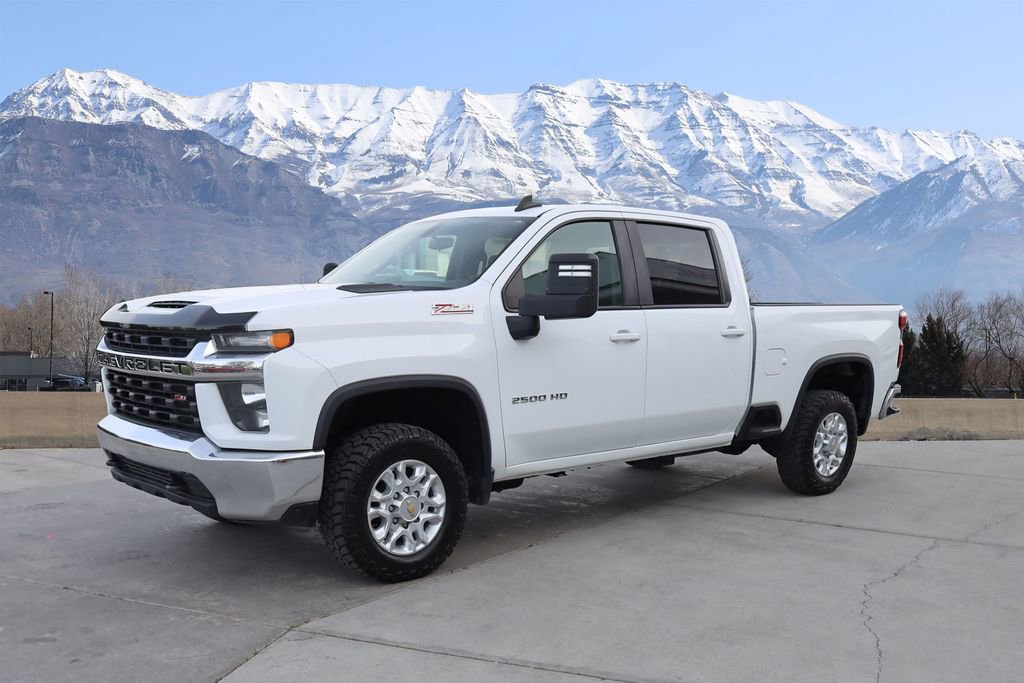 Used 2021 Chevrolet Silverado 2500 LT image 2