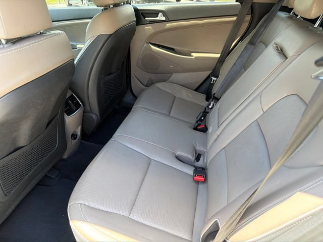 Used 2021 Hyundai Tucson Limited FWD image 18