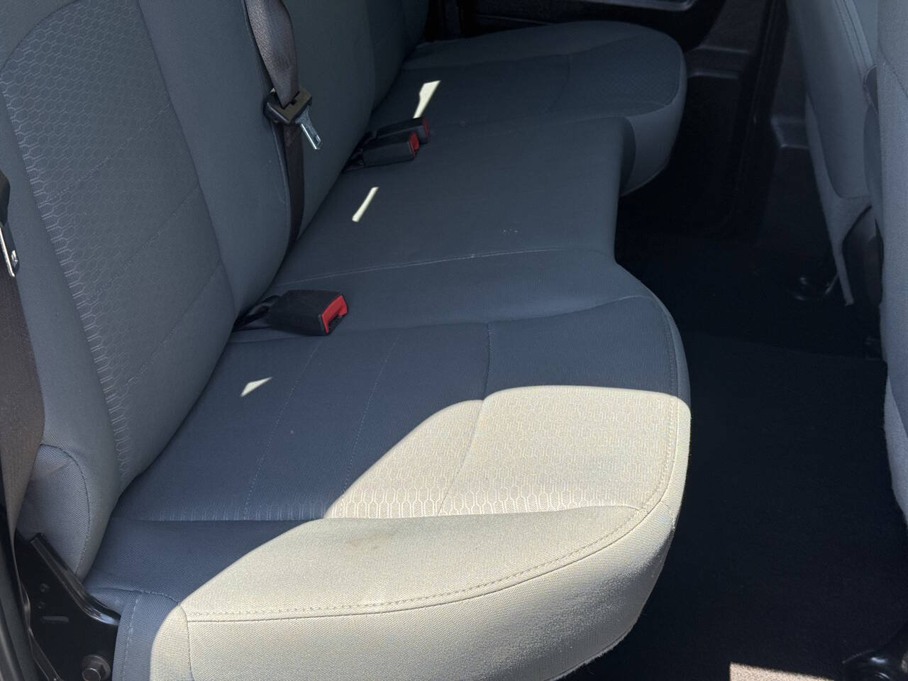 Used 2015 RAM 1500 ST w/ SXT Appearance Group RWD image 19