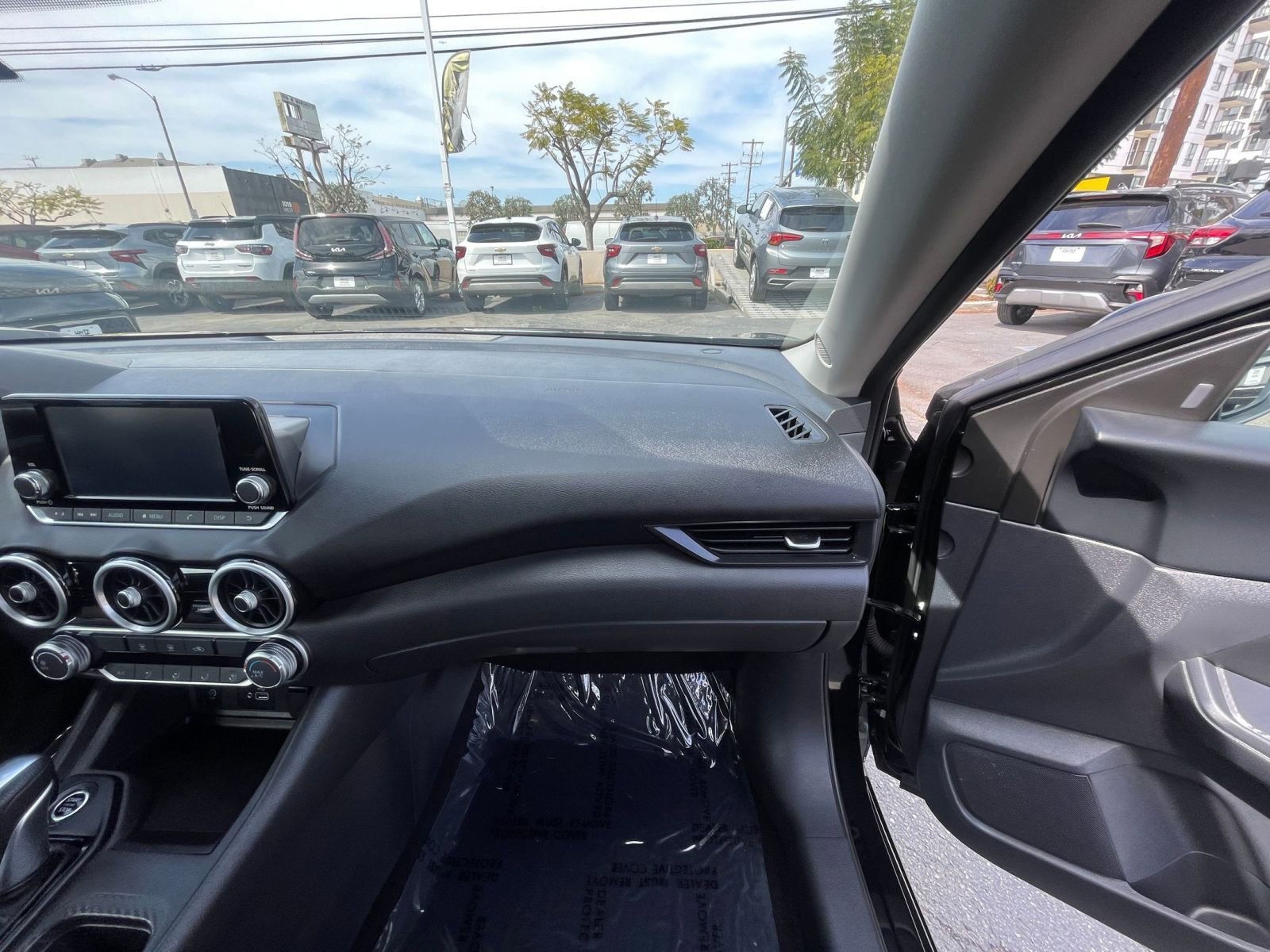 Used 2025 Nissan Sentra S image 35